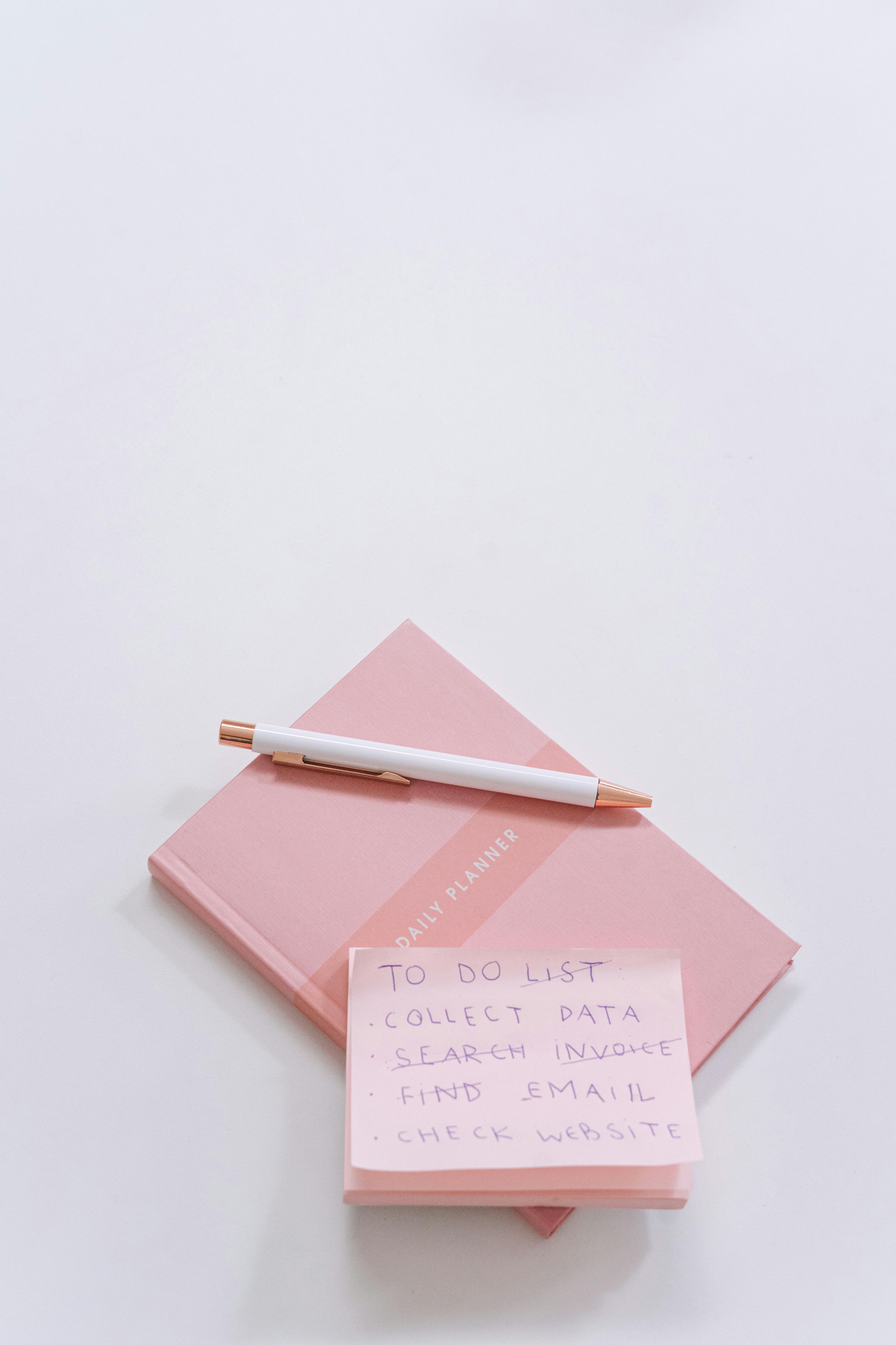 How to Offer Heartfelt Condolences: 5 Practical Ways to Support Loved Ones in 2025
