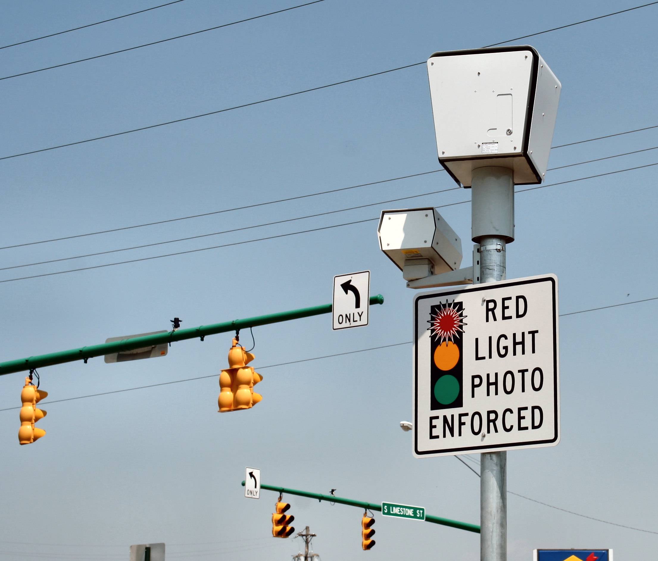 Top 5 Smart Ways to Check for a Red Light Ticket in California (2025)